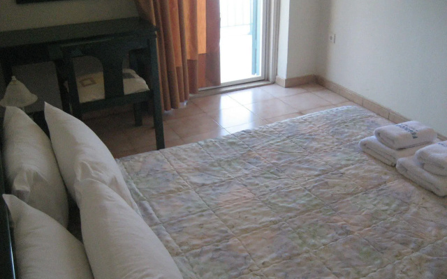 Kyveli Apartments