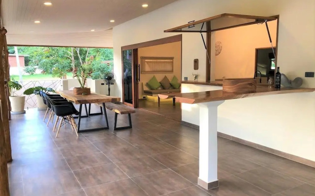 Baan Taolili 3 Bedrooms Villa