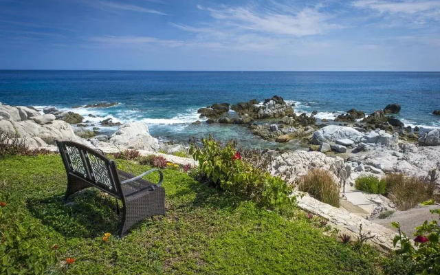 Villa Punta Serena