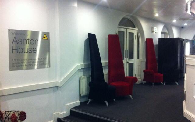 Ashton House - Hostel