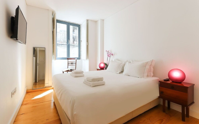 JOIVY Spacious & elegant 1-bed flat, moments from Avenida station