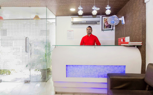 OYO 7407 Hotel Blue Sea