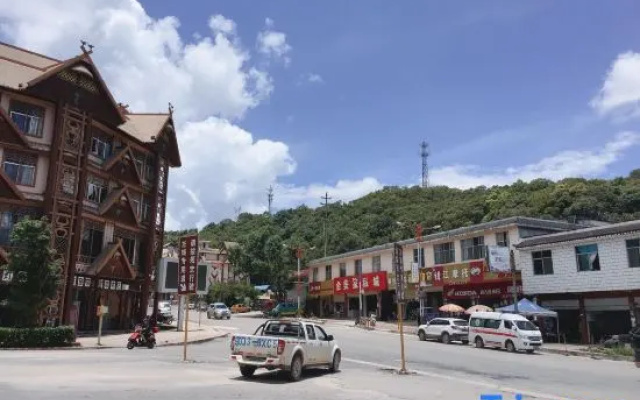 Xinyue Hotel Lushan, Ximeng