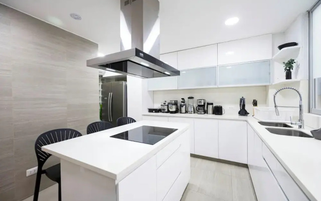 Penthouse Jacuzzi Luxury Duplex 4BR