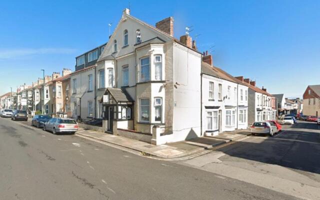 Tudor Lodge - Redcar Beach