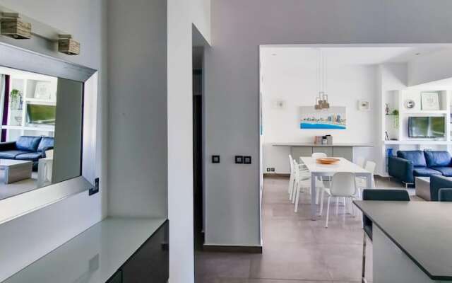 Rupin Pastel in Tel Aviv-yafo