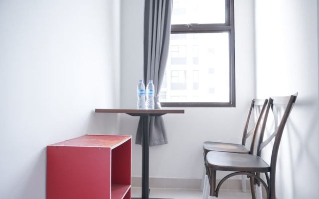 Cozy Living Studio Transpark Cibubur Near Shopping Center Apartment – Guest Rooms – Depok