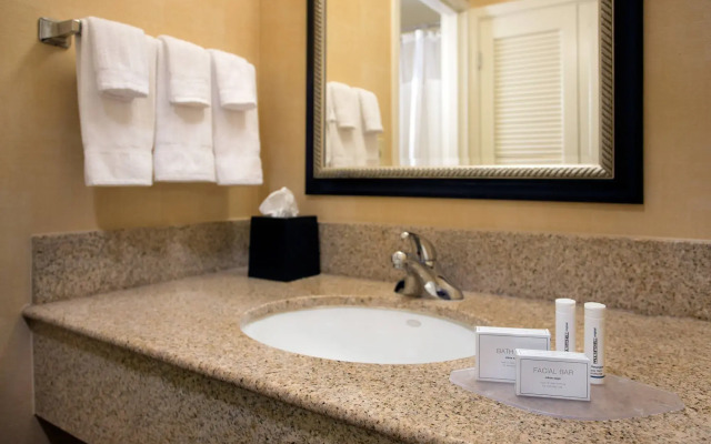 Courtyard by Marriott Phoenix Airport