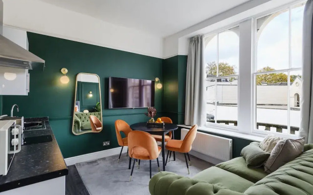 Your Apartment Clifton House