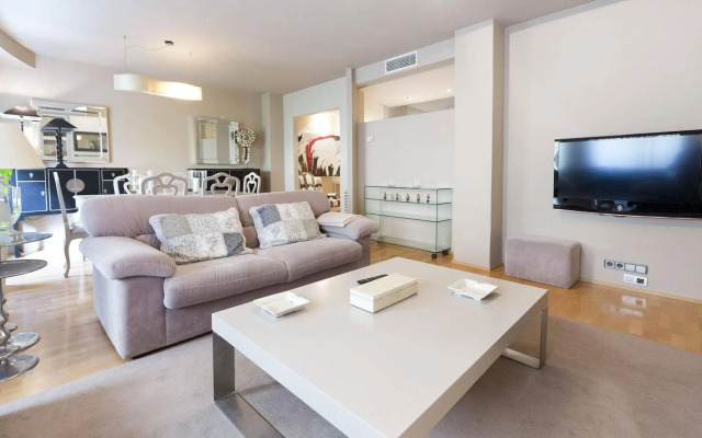 Total Valencia Canovas Garden