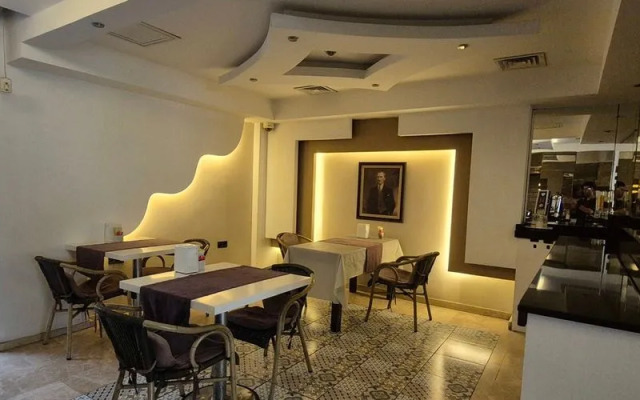 Best Smyrna Hotel