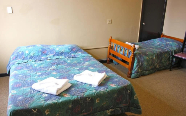 Belmore Hotel