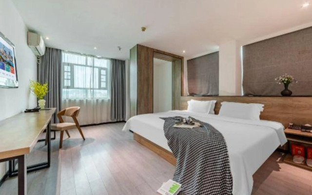 Orchid Hotel