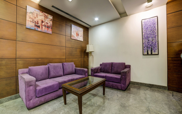 New Haven Hotel Greater Kailash by OYO