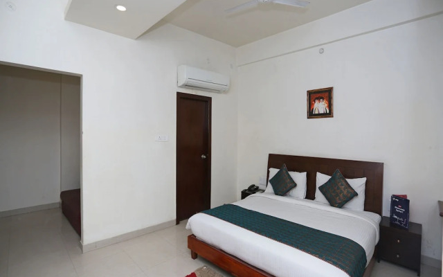OYO 5474 Hotel Aries