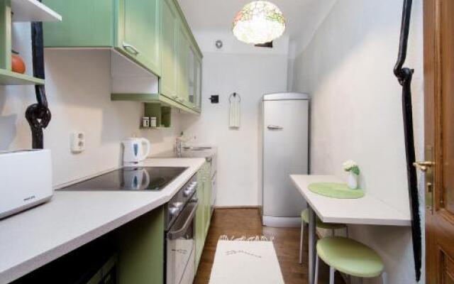 Calandra Apartment