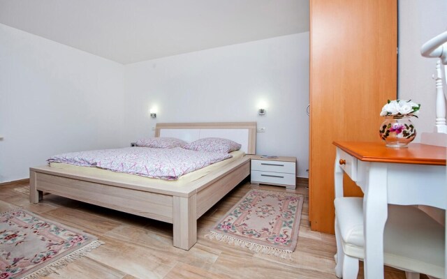 Beautiful Apartment in Rovinj With Wifi and 1 Bedrooms