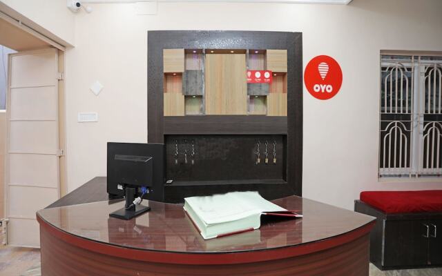 OYO 13859 Soveet Residency