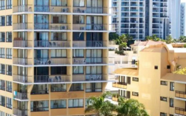 Promenade Apartments Gold Coast