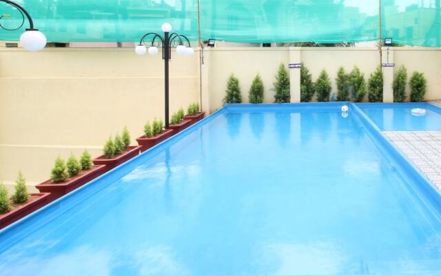 OYO 22269 Hotel Landmark Plaza