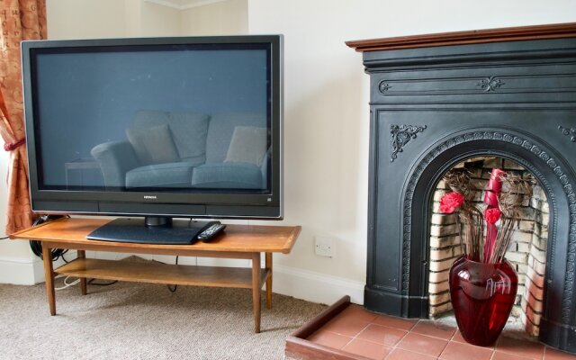 1 Bedroom Flat In Edinburgh