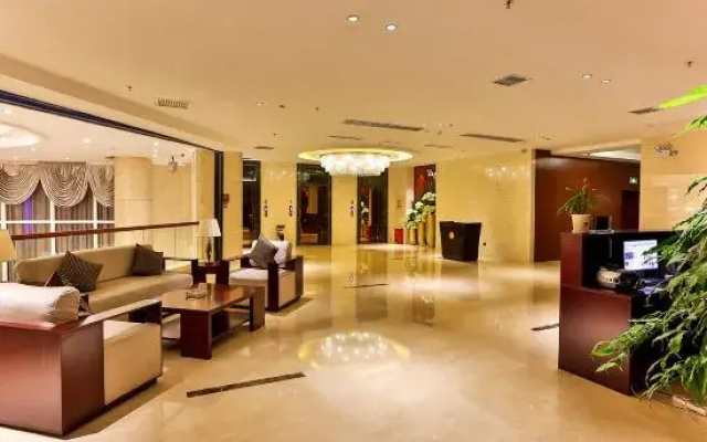 Guangzhou Jiulong Hotel (Dushan Bus Terminal)