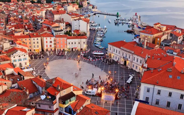 Blue Piran