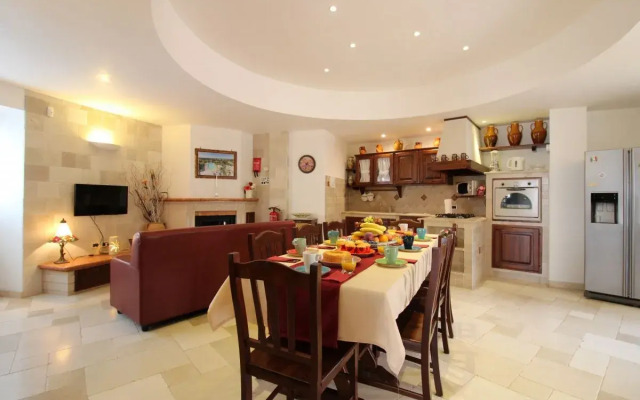 Villa Taralla