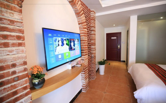 The Time On the Cloud Theme Inn