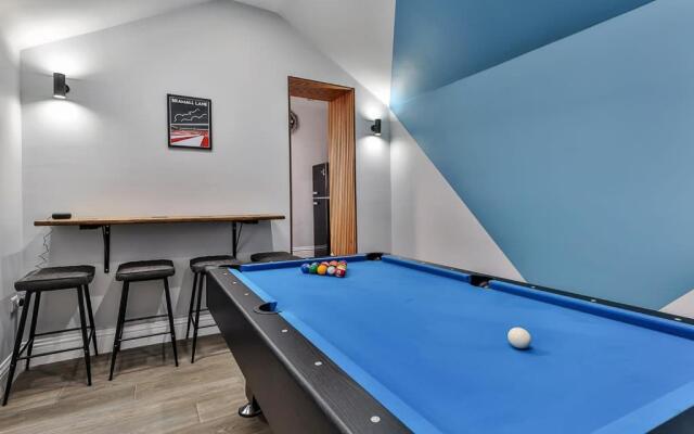 Luxury Spacious Pad with Games Room