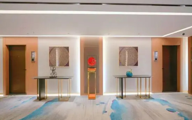 Qujing Qihui Intelligent Hotel (Qiqu Dreams Great World Branch)