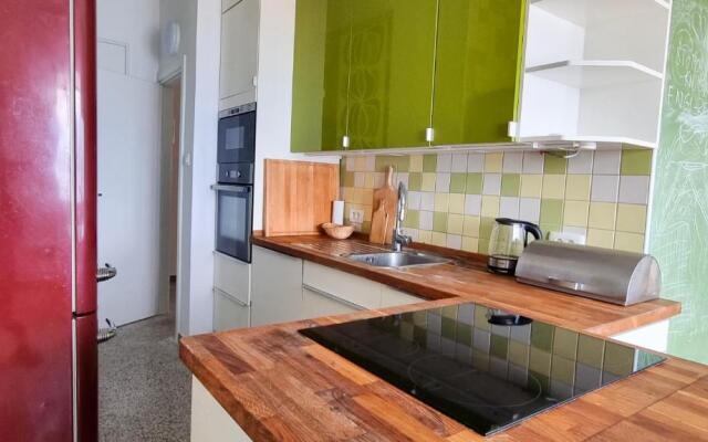 Opatija 10 Apartment with parking, 300m to the sea