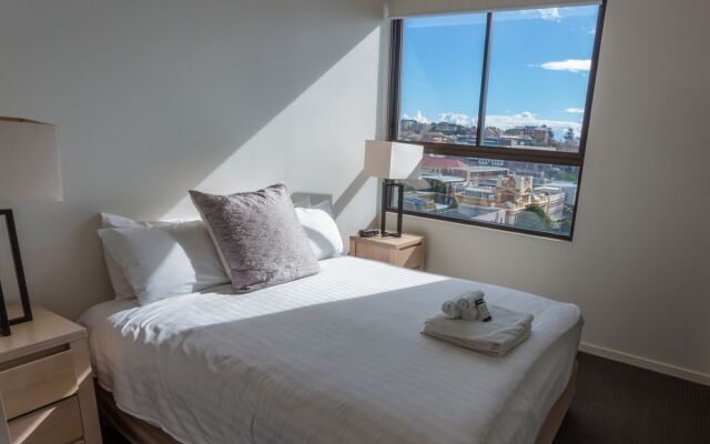 Watt Street Studio Apartment w/ Ocean Views