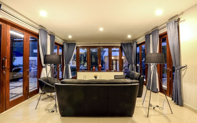Villa Luna – Lobby – Kuta