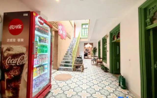 Zhiyou Homestay (Kashgar Ancient City Scenic Area)