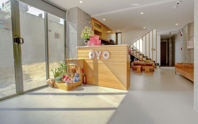 OYO 989 Hoang Anh Hotel