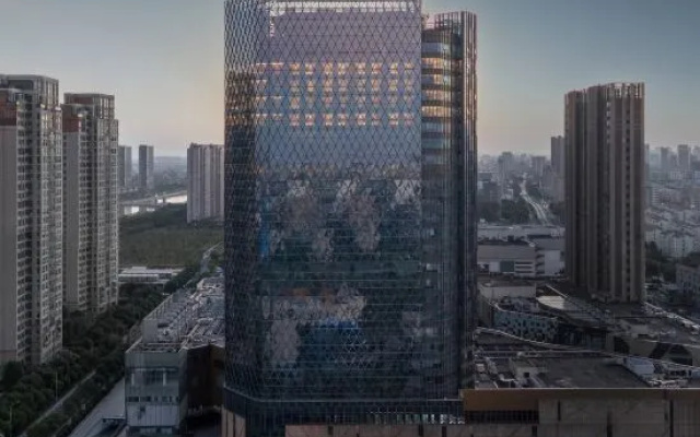 Hilton Garden Inn Nantong Haohe Scenic Area – Outside – Nantong