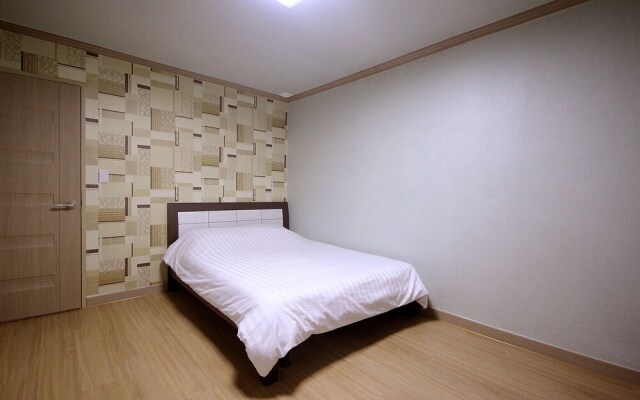 Jeonju Geumam-dong Rosemary