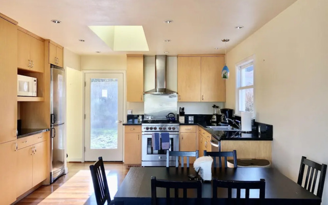 Seattle Vacation Home - Columbia City 3