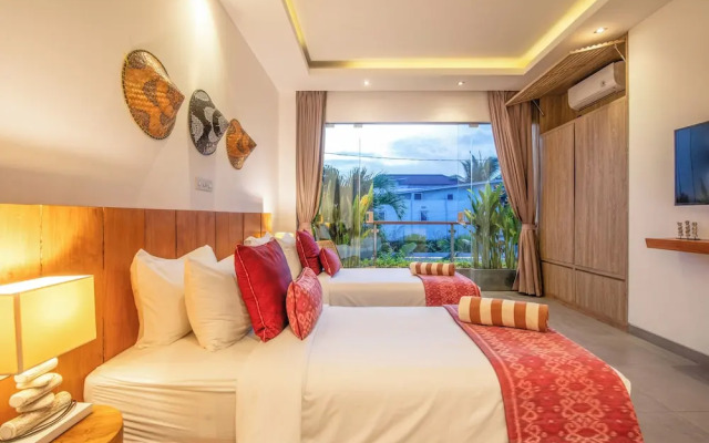 Luxury 4BR Haven, Steps to Canggu's Beach Elegance
