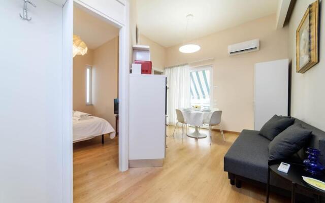 [Intero Bilocale - Wifi+Netflix] Free park a 100m