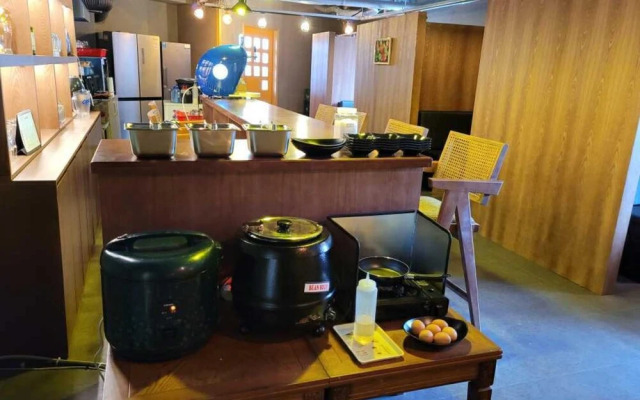 Tongyeong Omad Hotel