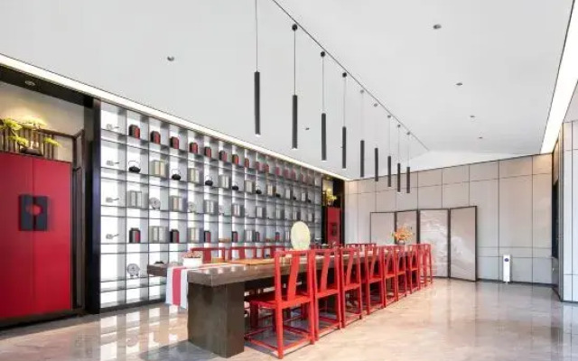 Moshang Light Luxury Hotel (Yichang Yigui Branch)
