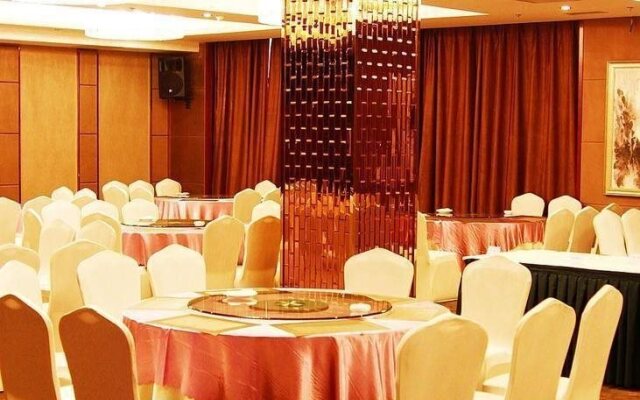 Bayside Plaza Hotel