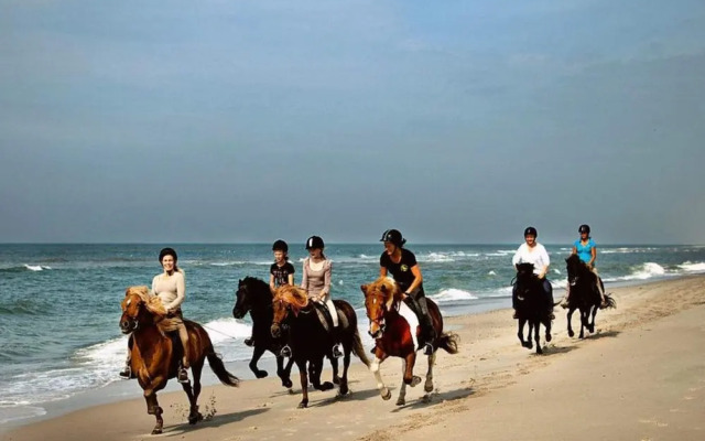 6 Person Holiday Home in Blavand-by Traum