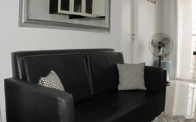 Minimalist And Homey 1Br At Bassura City Apartment