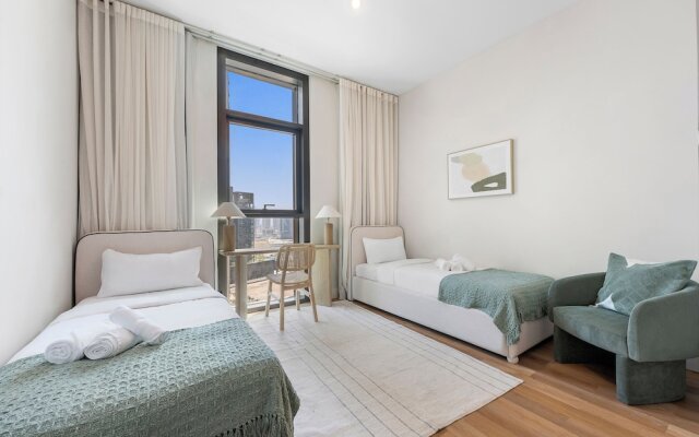 Stayis- Luxurious 2 BR near Burj Khalifa