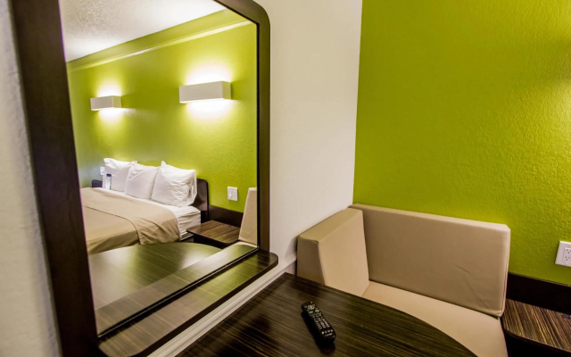 Motel 6 Austin, TX - Midtown
