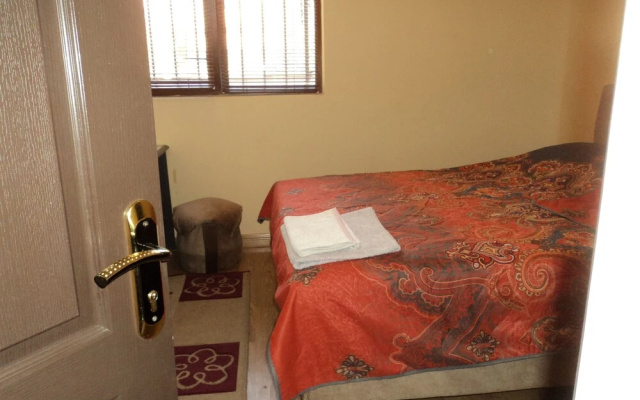 Komitas Avenue Guest House