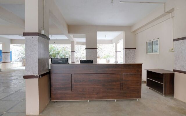 OYO 41102 Hyderabad Elite